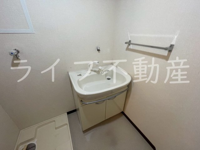 ヌカタハーモニアの独立洗面台|独立洗面台、朝の身支度には欠かせません