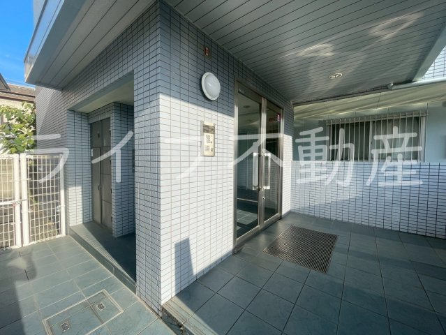 ヌカタハーモニアのエントランス|建物の内部です