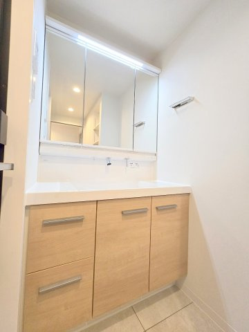 サンクレイドル羽村リヴィエールの独立洗面台