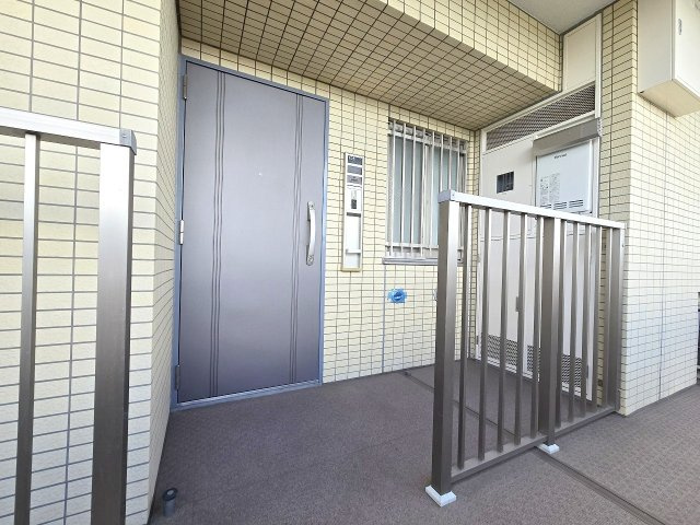 サンクレイドル羽村リヴィエールの玄関