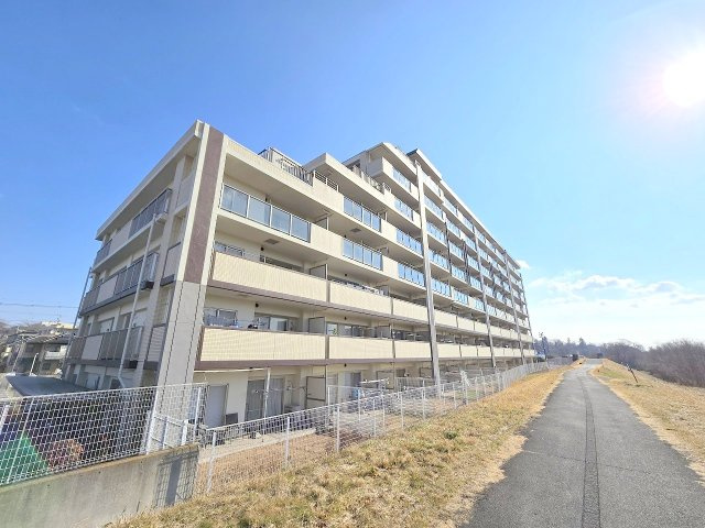 サンクレイドル羽村リヴィエールの外観