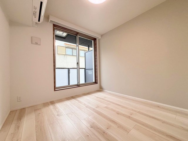 グランドロアール上新庄の居間・リビング