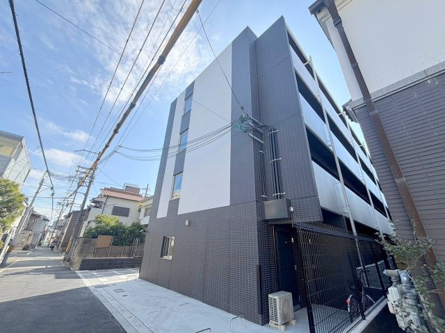 グランドロアール上新庄の外観