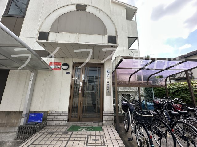 プレアール瓢箪山Ⅱのエントランス|毎日通るエントランスはこのようになっています