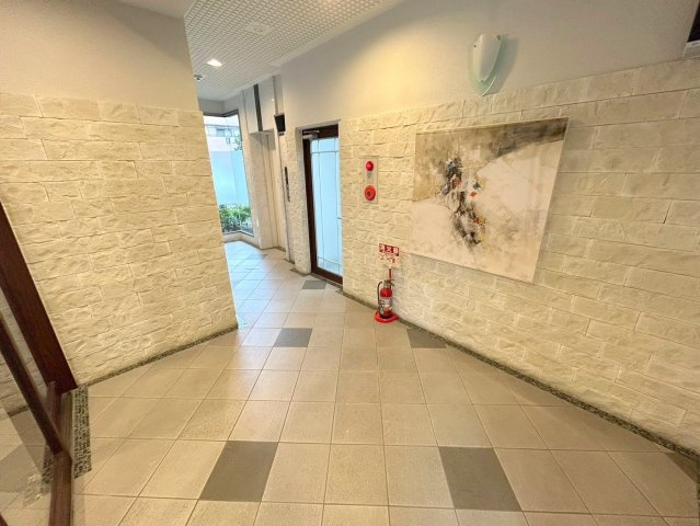 GramercyJuso-higashi2ndのロビー