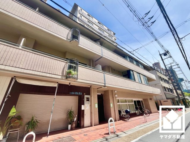 パークテラス桃山の外観