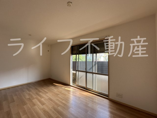 グランドソレイユの居間・リビング|こちらのリビングで趣味の時間をお楽しみください