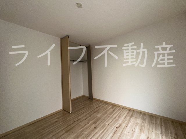 グランドソレイユの洋室|ゆったりした洋室です