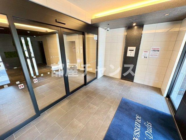 プレサンス葵デュリスのエントランス