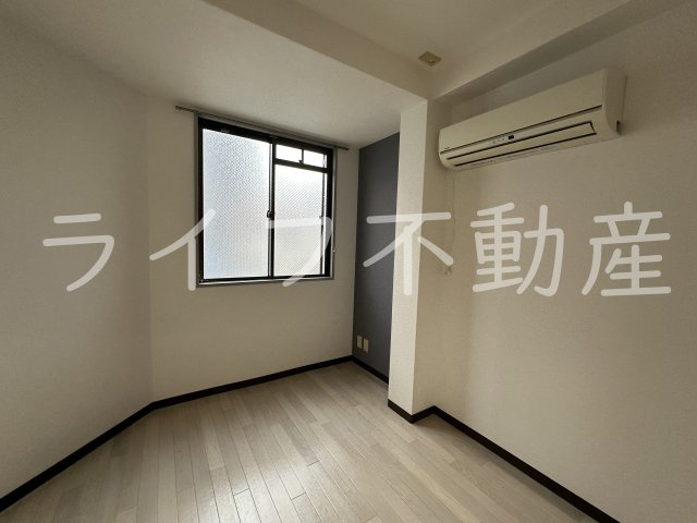 MJメゾン下小阪の居間・リビング