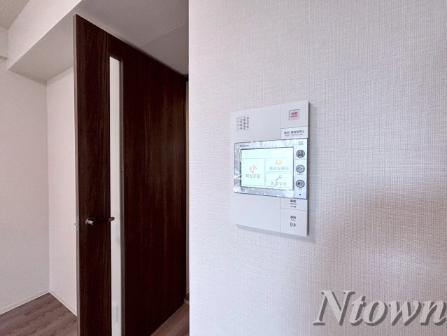 【セキュリティ】 | プレサンス名古屋ルクソリア | モニター付きインターホンです