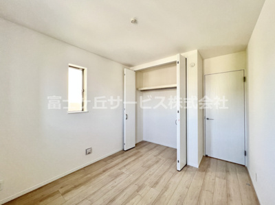 【洋室】 | 田方郡函南町塚本  新築一戸建て A号棟 | 5.25帖の洋室です