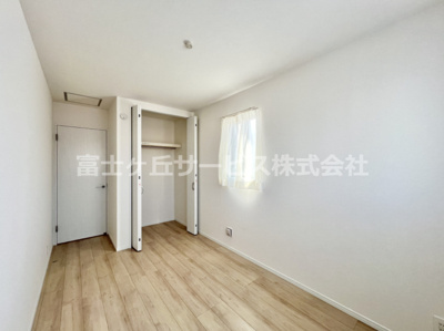 【洋室】 | 田方郡函南町塚本  新築一戸建て A号棟 | 5.5帖の洋室です