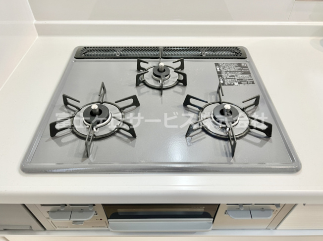 【その他】 | 田方郡函南町塚本  新築一戸建て B号棟 | 3口コンロです