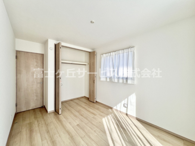 【寝室】 | 田方郡函南町塚本  新築一戸建て B号棟 | 6帖の寝室です