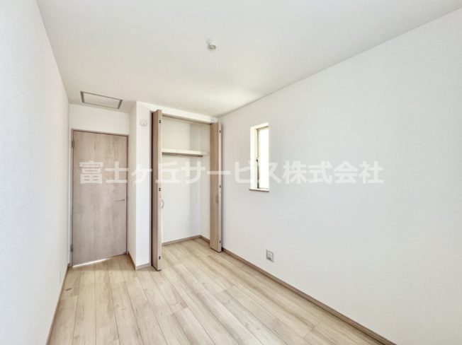 【洋室】 | 田方郡函南町塚本  新築一戸建て B号棟 | 5.06帖の洋室です