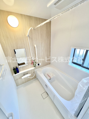 【浴室】 | 沼津市中沢田  新築一戸建て A号棟 | ゆったり過ごせるお風呂です