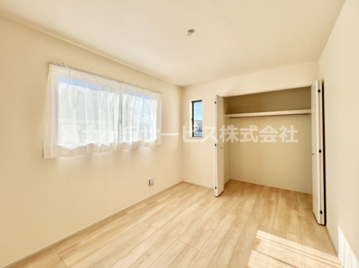 【洋室】 | 沼津市中沢田  新築一戸建て A号棟 | 6帖の洋室です