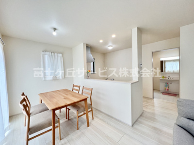 【キッチン】 | 沼津市中沢田  新築一戸建て F号棟 | きれいなキッチンです