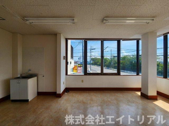 村上ビルの内装