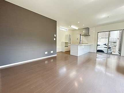 広島市安佐北区亀山９丁目の居間・リビング