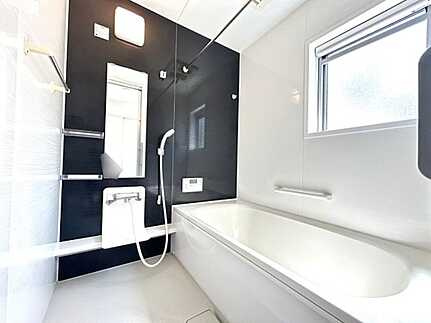 広島市安佐北区亀山９丁目の浴室