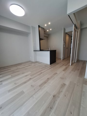 Live Casa西宮の居間・リビング