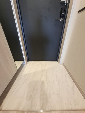 Live Casa西宮の玄関