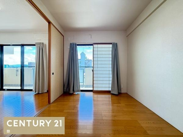 サンセリテ太田の洋室