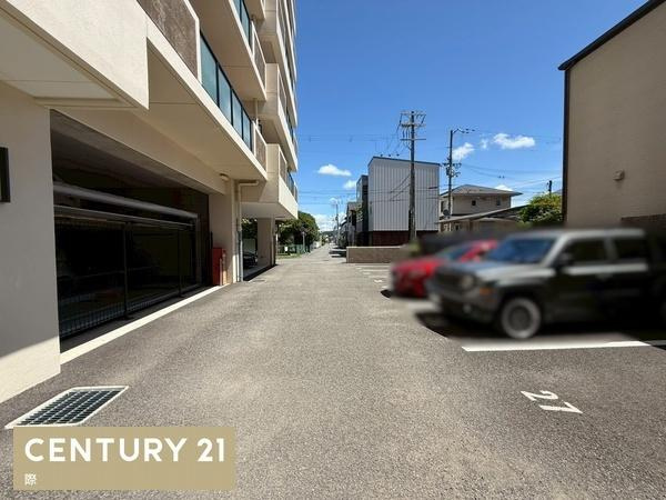 サンセリテ太田の駐車場