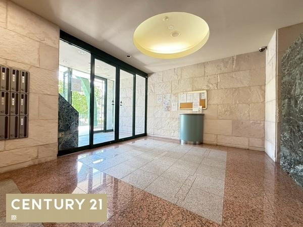 サンセリテ太田のエントランス