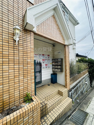 【エントランス】 | スカイピア弘明寺