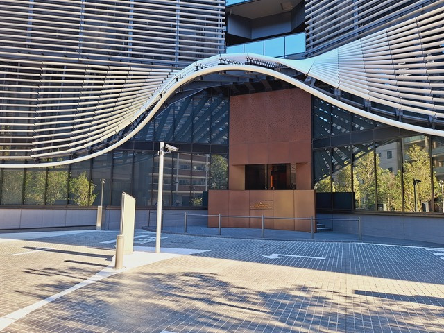 パークタワー勝どきサウスのロビー|★敷地内車両乗り入れスペース★