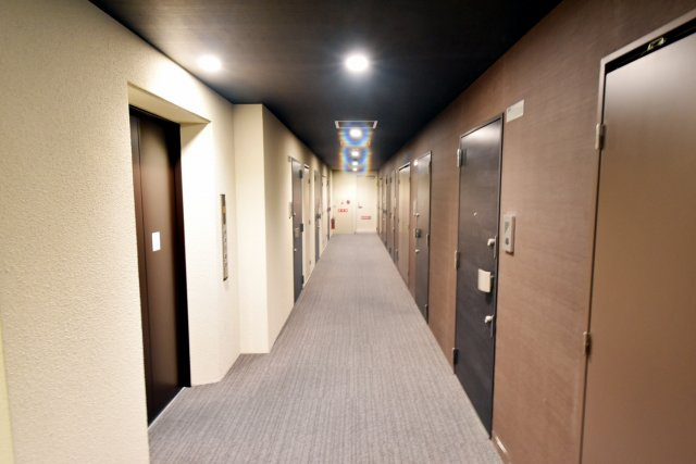 アーバングリーン甲子園のロビー