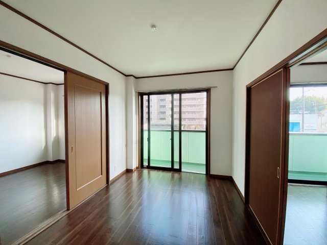 メゾン浜田Ⅱの居間・リビング