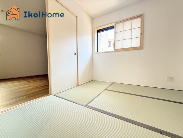 神戸市西区第4長畑町1号地　新築戸建の内装|【ホームページに現地動画掲載中】●年中無休：当日予約可●和室は音を吸収し、柔らかく転んでも痛くない！