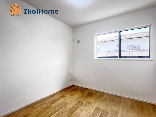 神戸市西区第15桜が丘東町4丁目　新築戸建の子供部屋|【ホームページに現地動画掲載中】●年中無休：当日予約可●注意。カーテン・カーテンレールが付いていません