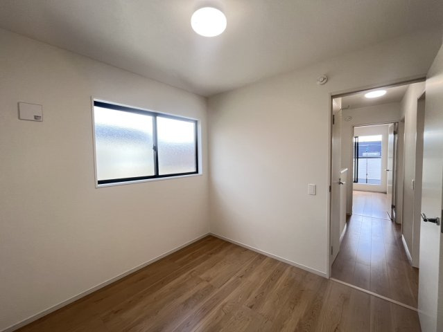 神戸市西区福吉台2期　新築の子供部屋|【ホームページに現地動画掲載中】●年中無休：当日予約可●収納が多く季節ものの家電も収納可能