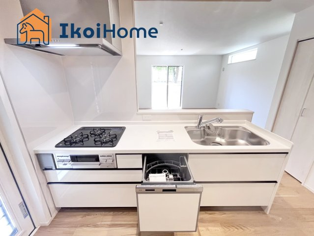 神戸市西区第26狩場台1丁目　1号地　新築戸建てのキッチン|【ホームページに現地動画掲載中】●年中無休：当日予約可●人気の対面キッチン♪食洗機完備しております！