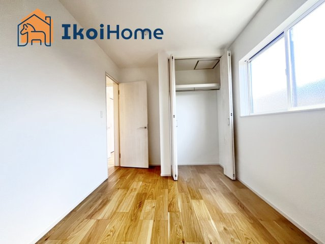 神戸市西区第26狩場台1丁目　1号地　新築戸建ての寝室|【ホームページに現地動画掲載中】●年中無休：当日予約可●カーテン・カーテンレール未設置。ご相談下さい