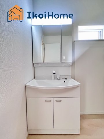 神戸市西区玉津町高津橋第5　2号棟　新築戸建の洗面所|【ホームページに現地動画掲載中】●年中無休：当日予約可●畳２枚分の一般的な洗面室です