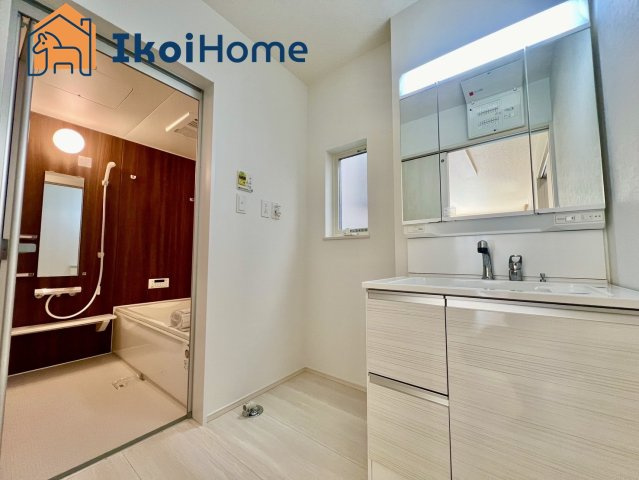 神戸市西区北別府5丁目　第10　2号棟　新築の洗面所|【ホームページに現地動画掲載中】●年中無休：当日予約可●お好みで洗濯パンお付けいただけます。