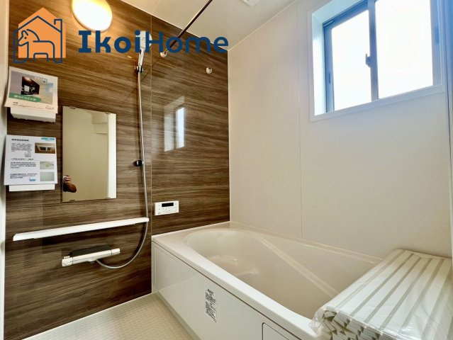 神戸市西区秋葉台2丁目　新築戸建の浴室|●年中無休：当日予約可●　1坪タイプの広々したユニットバスになります。浴室暖房乾燥機もついています。