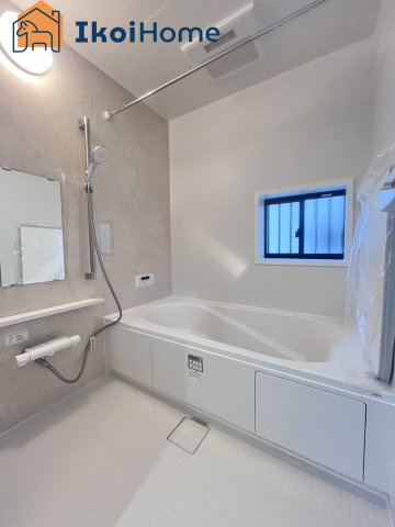 神戸市西区春日台9丁目13番　A号棟　新築戸建の浴室|【ホームページに現地動画掲載中】●年中無休：当日予約可●1坪タイプの広々したユニットバスになります。