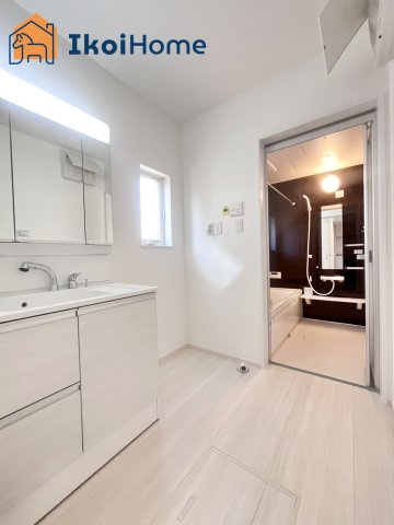 神戸市西区押部谷町西盛　新築　2号地の洗面所|【ホームページに現地動画掲載中】●年中無休：当日予約可●洗濯パン未設置。設置依頼等も承っております