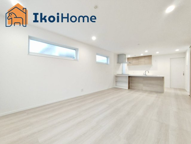 明神戸市西区富士見ヶ丘　1号地　新築の居間・リビング|フロアーコーティング・エアコン・壁掛けテレビ・などを住宅ローンに組込む事も可能です