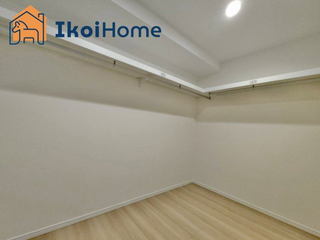 明神戸市西区富士見ヶ丘　2号地　新築の内装|【ホームページに現地動画掲載中】●年中無休：当日予約可●収納広々♪収納時に便利な棚・ハンガーパイプ付