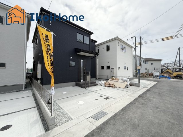 神戸市西区玉津町新方　新築戸建　2号棟のエントランス|弊社独自で毎月５組限定「人気オプション３点パック」カーポート・バルコニー・ウッドデッキを１万円で取付