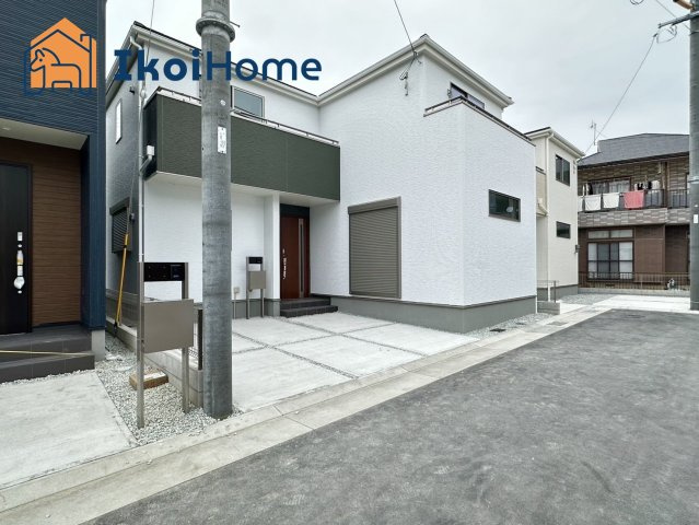 神戸市西区玉津町新方　新築戸建　8号棟のエントランス|【ホームページに現地動画掲載中】●年中無休：当日予約可●神戸市、明石市初。契約前に新築の住宅診断実施