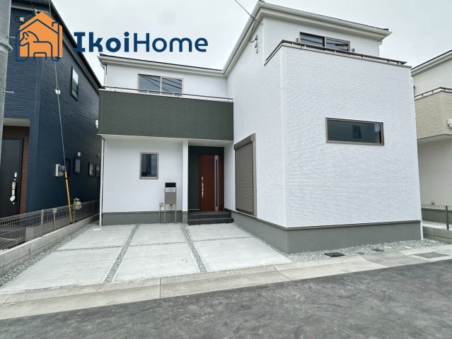 神戸市西区玉津町新方　新築戸建　8号棟の駐車場|【ホームページに現地動画掲載中】●年中無休：当日予約可●物件・当店の最寄駅まで無料送迎します！
